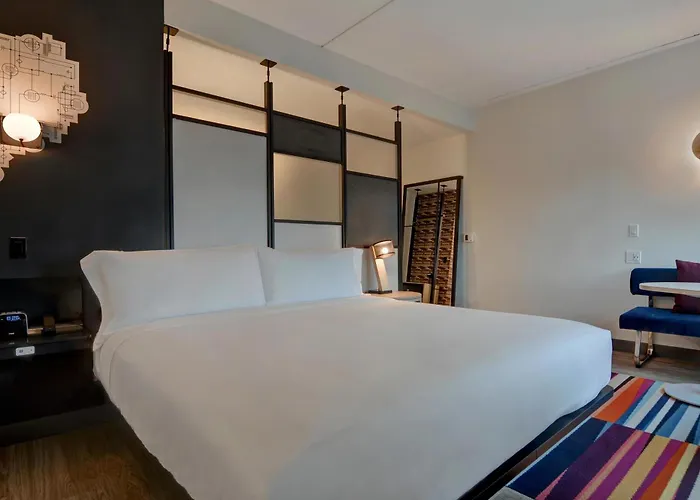 Aloft Secaucus Meadowlands