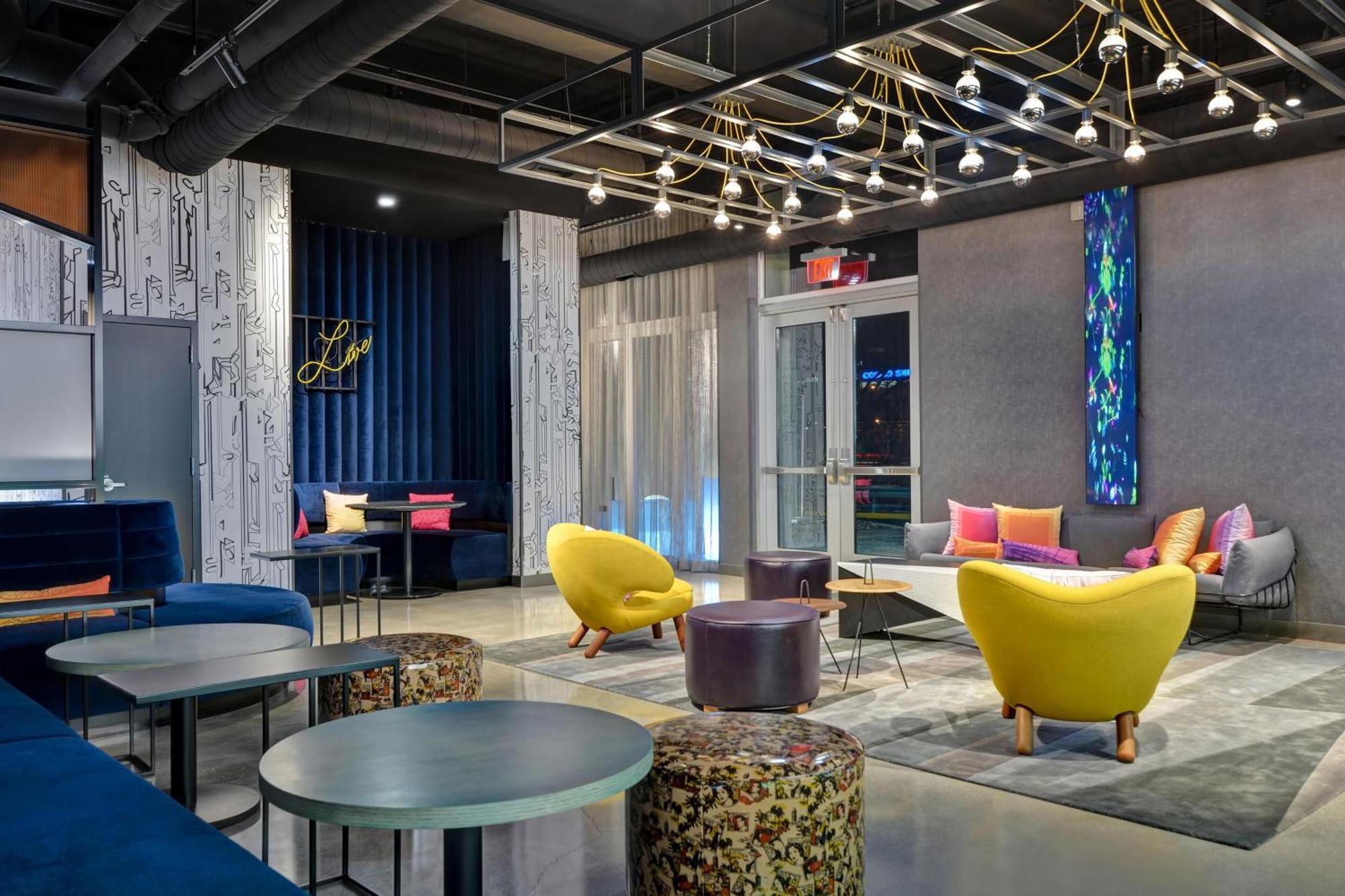 Aloft Meadowlands