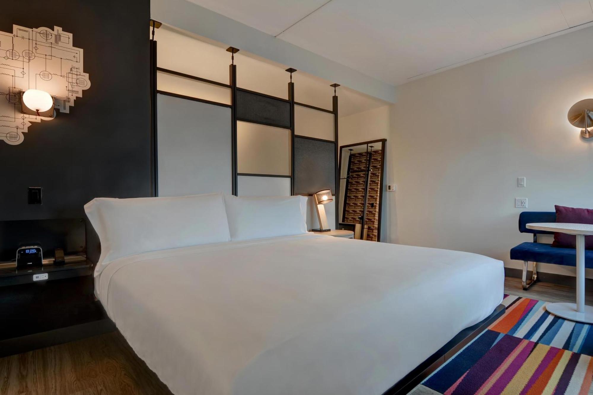 Aloft Meadowlands Hotel